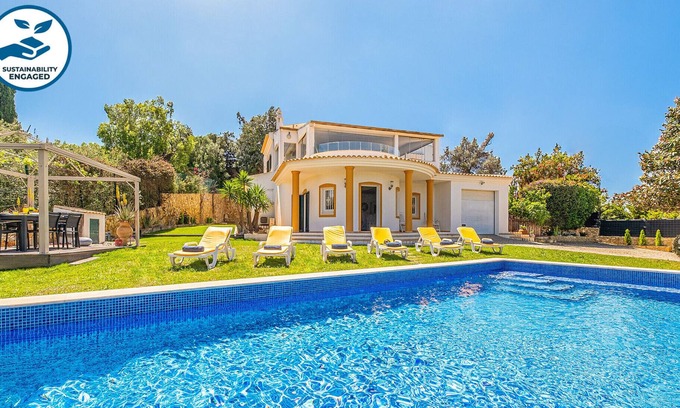 Vale Judeu Villa | Villa with heatable pool & BBQ in Boliqueime