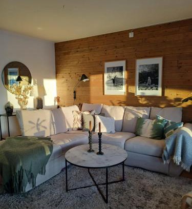 Umea Municipality Villa | Villa with hot tub and sauna