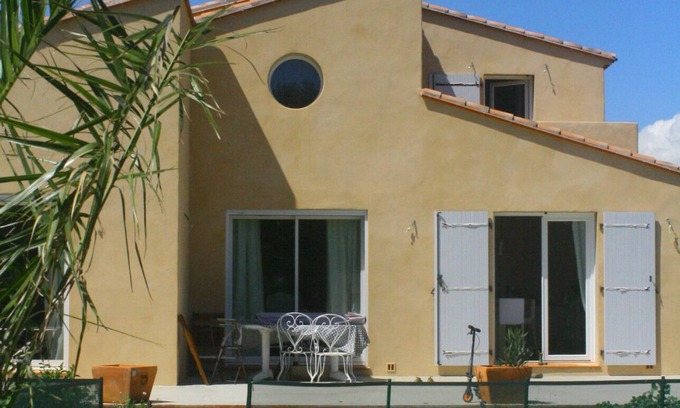 Saint-Hippolyte Villa | Villa with pool near sea - 8 people