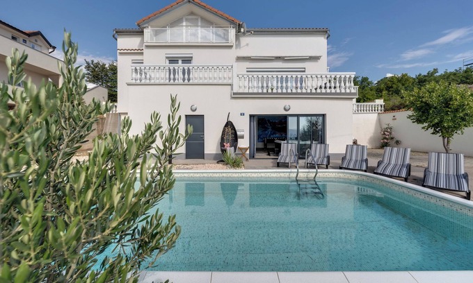 Senj Villa | Villa with pool, sea view, whirlpool - TRAVELER Reiseburo Krk - ID 2397