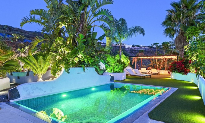 Guia de Isora Villa | Villa with private pool, views and garden