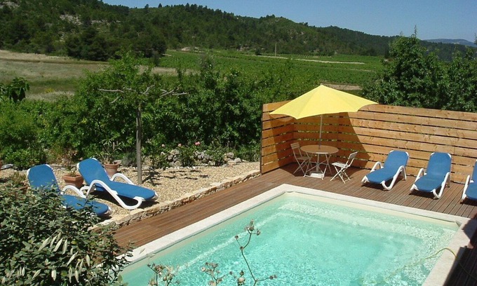 Coustouge Villa | Villa with private heated pool , in the vineyard, 25 km away from the sea