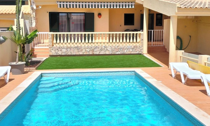 Urbanizacao dos Calicos Villa | Villa with Private Pool Near Albufeira Center and Beach