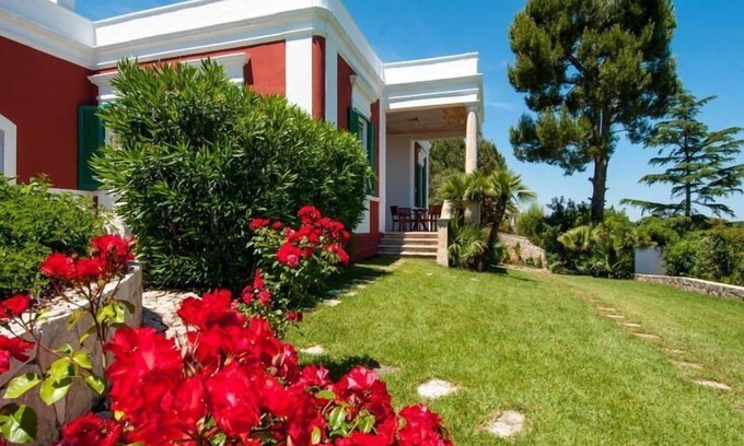 Monopoli House | Villa with private pool at 8 Kilomtres from the Adriatic beaches of Apulia