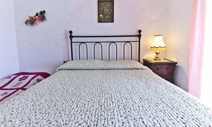 Castel del Piano House | Villa with restaurant and swimmng pool in Maremma countryside mountain Amiata