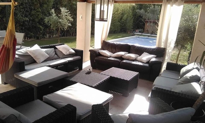 Saint-Chamas House | villa with swimming pool and jacuzzi in the heart of an atypical village