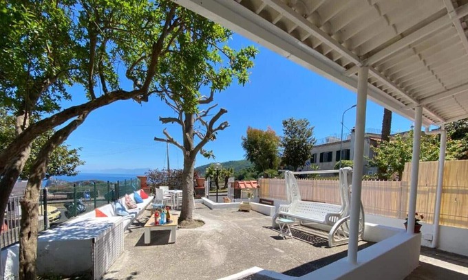 Fiaiano Villa | Villa with terrace with a view