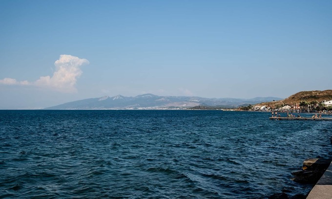 Urla Villa | Villa with Terrace Right by the Sea in Urla