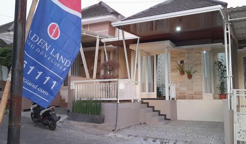 Sidomulyo Villa | VILLA YANTI PERMATA GARDEN