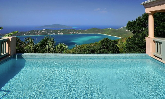 Estate Lerkenlund House | Villa Zion - Close To Hull Bay, Magens Bay, and Fish Bar!