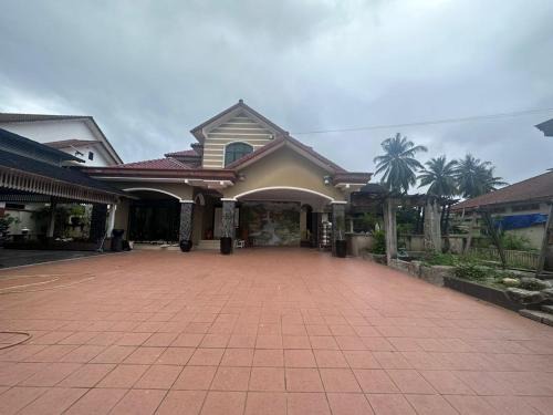 Kampung Geliga Besar House | Villabay Teluk Mak Nik Kemaman