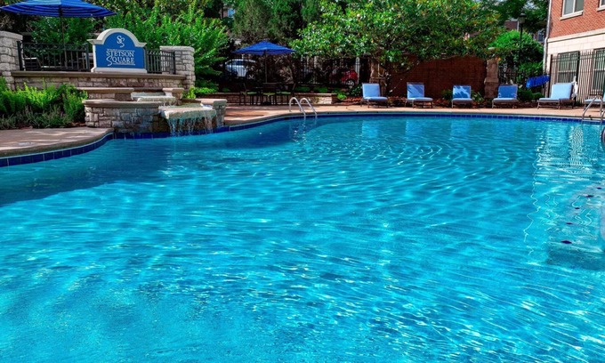 Corryville Apartment | Village 2BD 1 - Two Bedroom Apartment, Sleeps 4