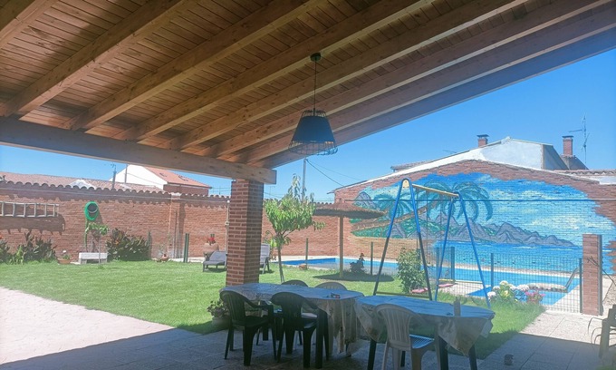 Babilafuente House | Village house for 8 people