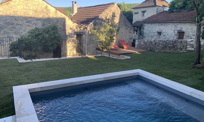 Saint-Medard House | Village house Ideally located