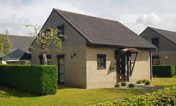 Jabbeke House | Village U33