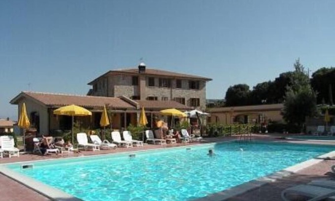 Pomaia Apartment | Villaggio Residence La Pieve di Pomaia