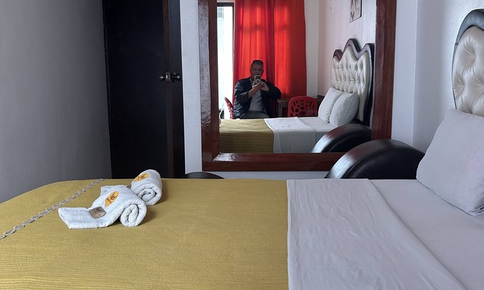 San Antonio Hotel | Villas de Amor Bulín