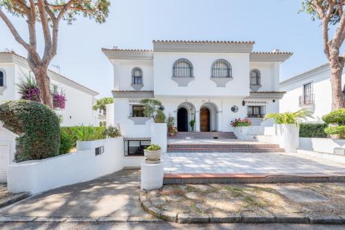 Cabopino Ski Chalet | Villas del puerto cabopino