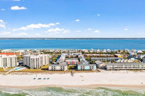 Pensacola Beach Apartment | Villas on the Gulf
