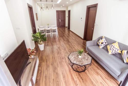 Trung Hoa Nhan Chinh Apartment | VINATA 289 Khuất Duy Tiến