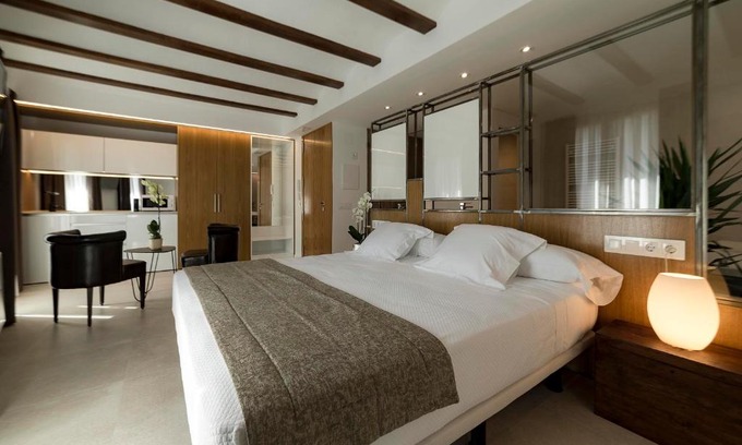 Morella Apartment | Vinatea Suites