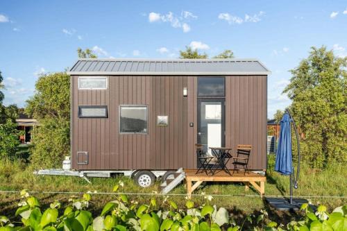 Toolleen House | Vineyard Retreat by Tiny Away