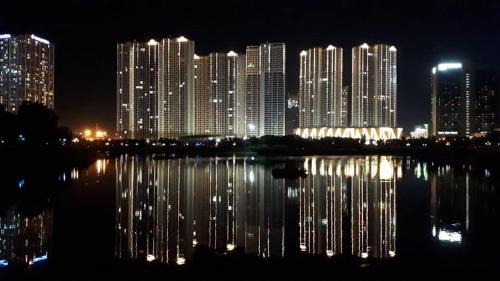 Trung Hoa Nhan Chinh Apartment | Vinhomes D'Capitale - by BAY LUXURY