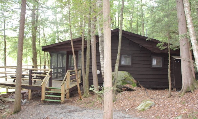 Saranac Lake Cabin | Vintage Adirondack Cabin Saranac Lake - pet friendly