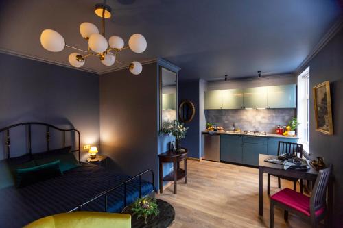 Grizinkalns Apartment | Vintage Apartments , Free parking , Self check-in