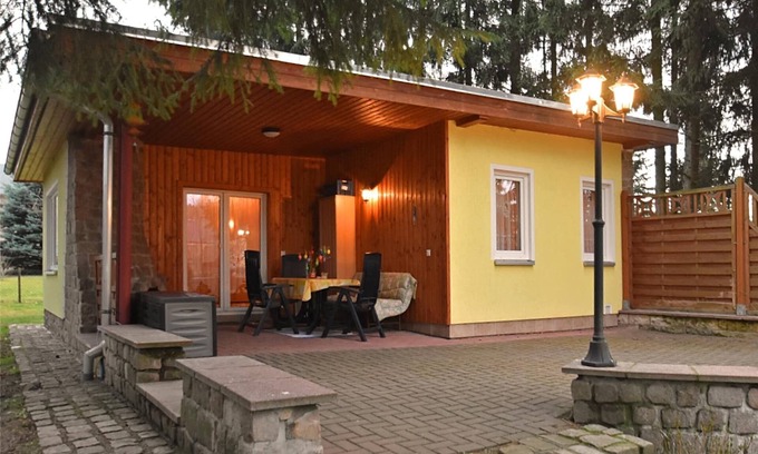 Mechelgruen House | Vintage-Ferienhaus mit Terrasse in Trieb