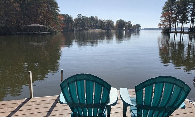 Henrico House | Visit The Good Life on Lake Gaston! 5 bedrooms with kayaks, SUPs, pedal boat.