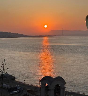 Province of Messina Apartment | Vista sullo Stretto