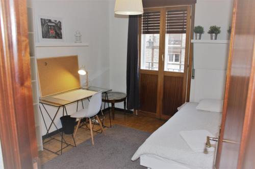 Vitoria-Gasteiz Old Town Apartment | Vive Vitoria en la Almendra Medieval 15