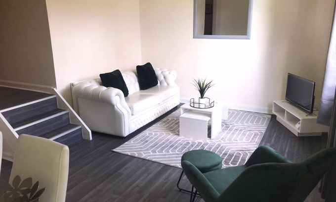 North West Condo | Vogue Apartment Glasgow