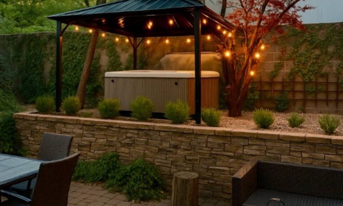 Shadow Mountain House | ❤️ Voted a VRBO Flagstaff favorite! Great mountain location w/spa, super clean.