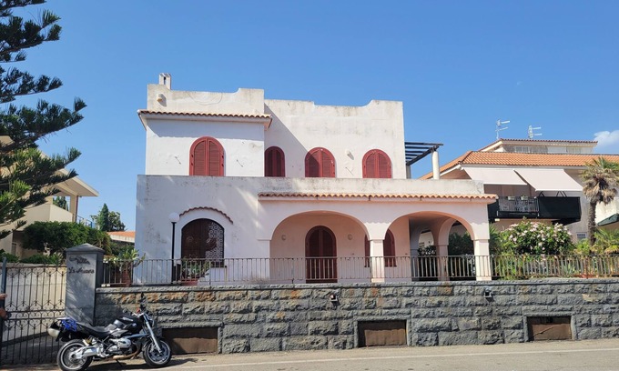 Torre Archirafi Villa | Vrbo Property