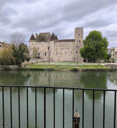 Nemours Apartment | Vue imprenable