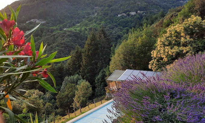 Chirols Cabin | Vue Imprenable, Piscine 4mx14m à Partager Uniquement Avec les Propriétaires