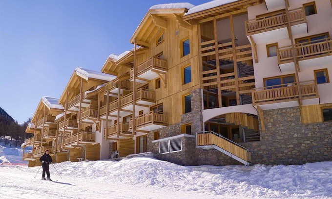Les Orres Condo | Vue montagne ! Appart cosy, charmant, plein centre