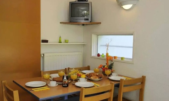 Saint-Jean-Pied-de-Port Apartment | VVF Residence Pays Basque Saint-Jean-Pied-de-Port * - 3 Room Apartment 5 People 1 baby