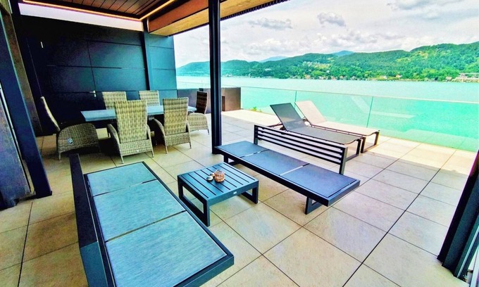 Maria Woerth Apartment | Wörthersee Penthouse mit Traumhaften Seeblick