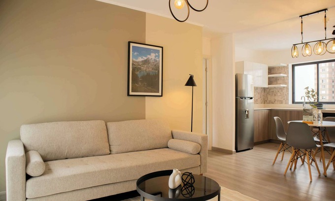 Leuro Apartment | w* | Well-Located 2BR in Miraflores