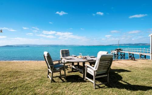 Waiheke Island Cabin | Waiheke Waters Edge