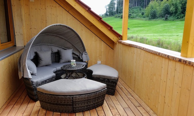 Reichenhofen Apartment | WaldBlick apartment in Happy Allgäu - solid wood, large roof terrace, built 2022