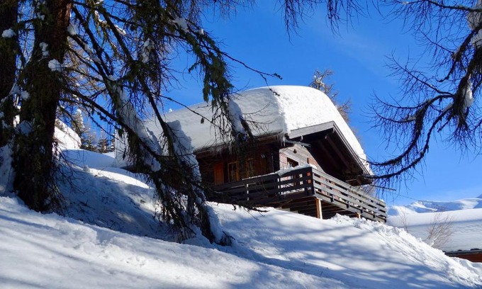 Bellwald Ski Chalet | Waldhuesli