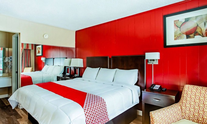Ridgeland Hotel | Walk to Civil War Battlefield in South Carolina! Near Harold Turpin Park!