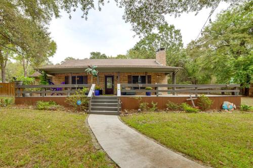 Athens House | Walk to Lake Athens! Updated Home with Large Deck