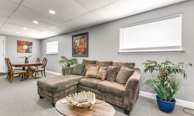 Wewahitchka House | Walk to Lake Fishing Retreat in Wewahitchka