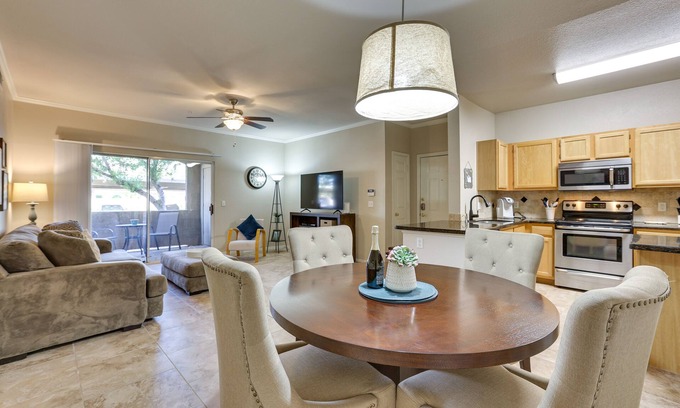 Camelback East Condo | Walk to Papago Park: Central Phoenix Condo