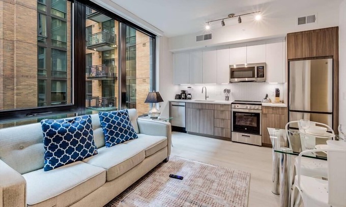 NoMa Hotel | Walkable City Center 1BR w/Metro just Steps Away | Noma